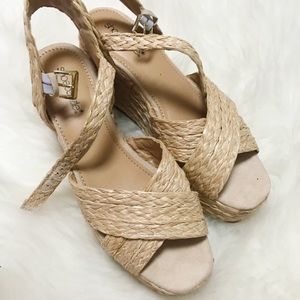 Cute Straw Platforms Size 9